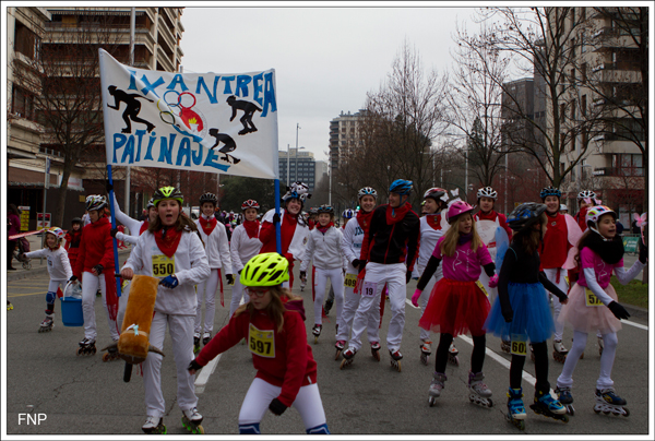Velocidad - Multitudinaria despedida del año en patines